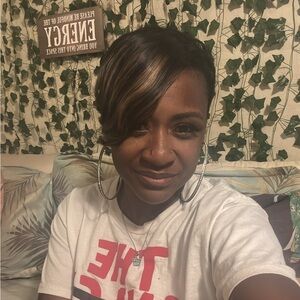 Meet your Posher, Shay